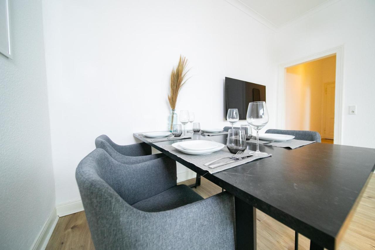 Favorite Stays - Suite And More - Kitchen Neuss Ngoại thất bức ảnh