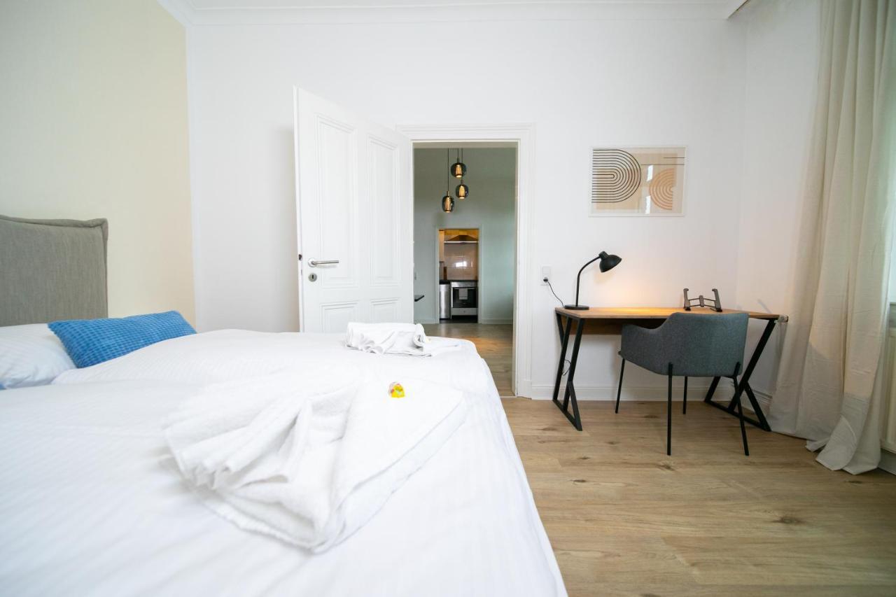 Favorite Stays - Suite And More - Kitchen Neuss Ngoại thất bức ảnh