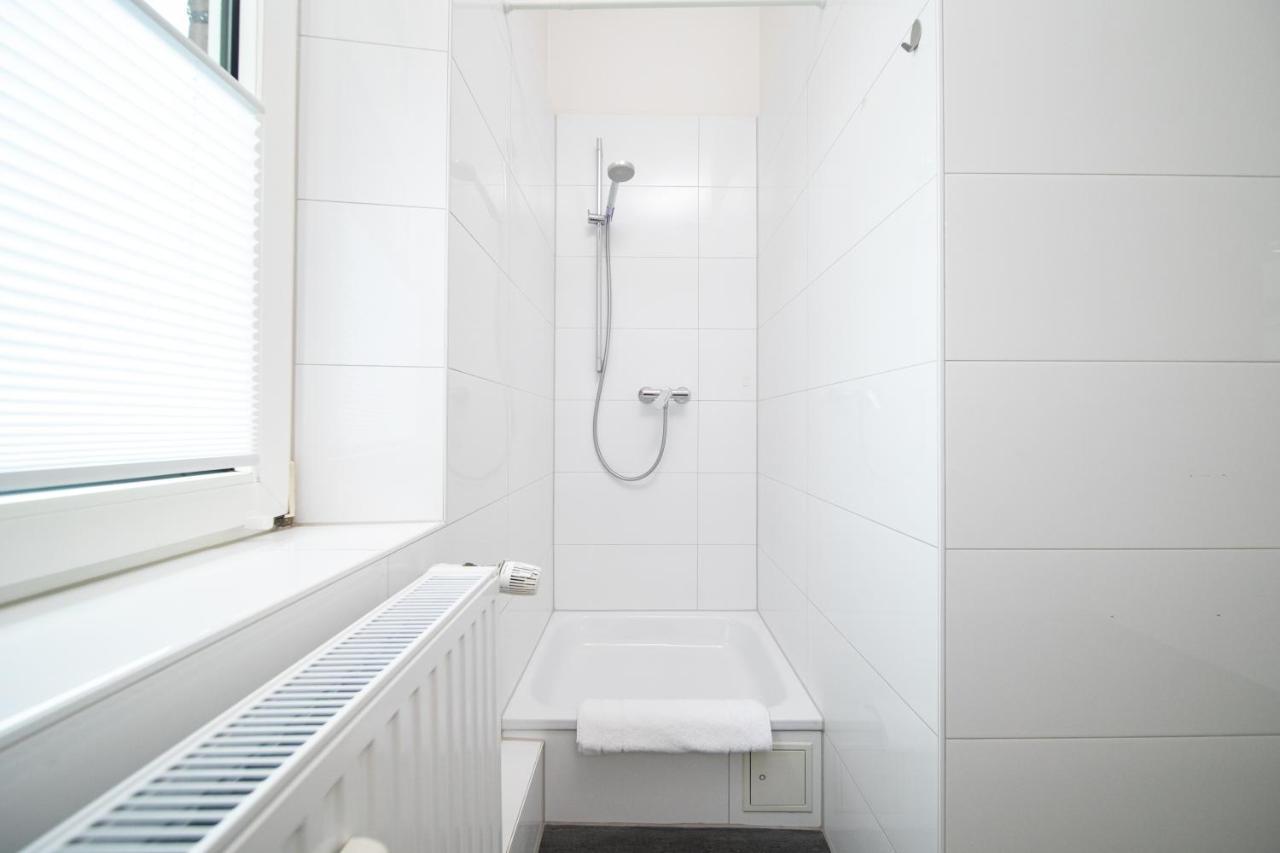 Favorite Stays - Suite And More - Kitchen Neuss Ngoại thất bức ảnh