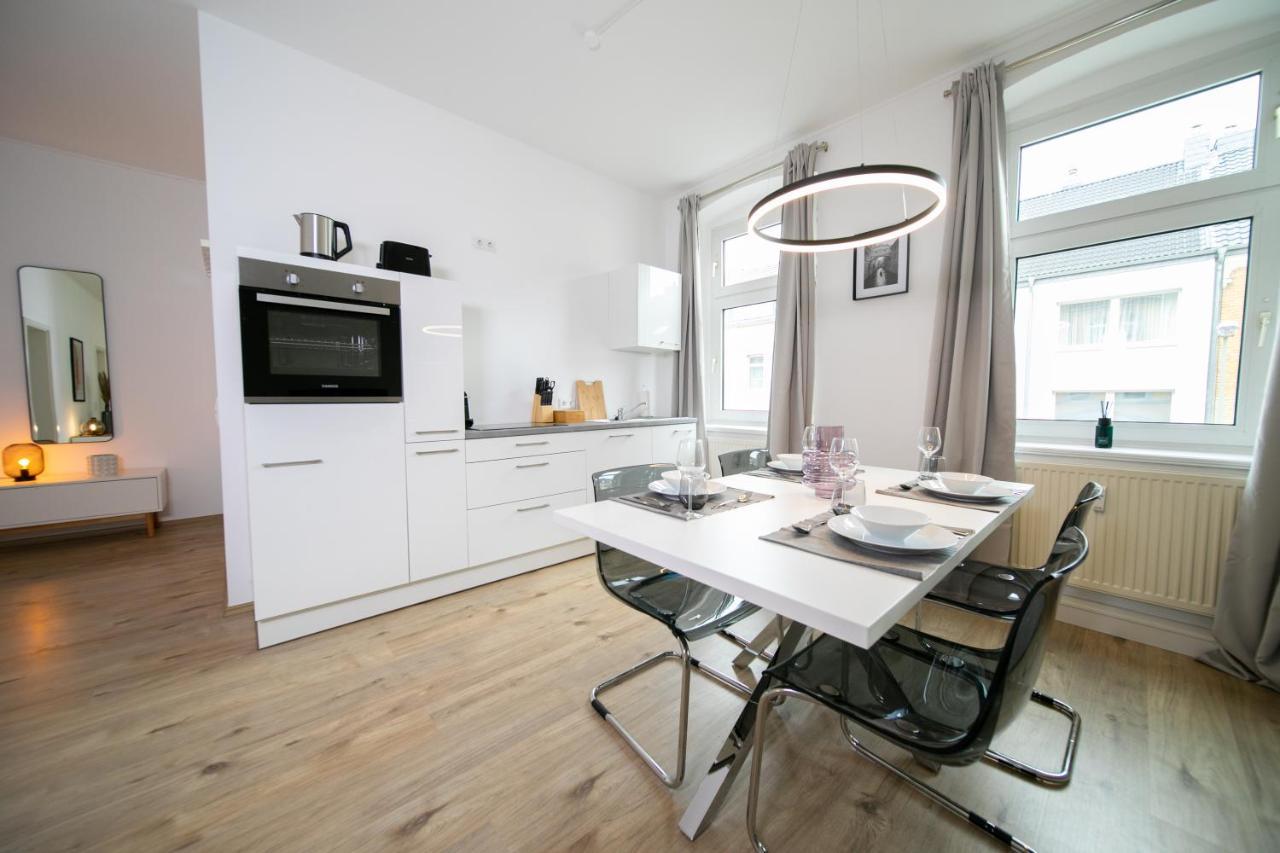 Favorite Stays - Suite And More - Kitchen Neuss Ngoại thất bức ảnh