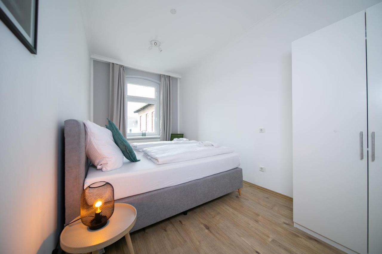 Favorite Stays - Suite And More - Kitchen Neuss Ngoại thất bức ảnh