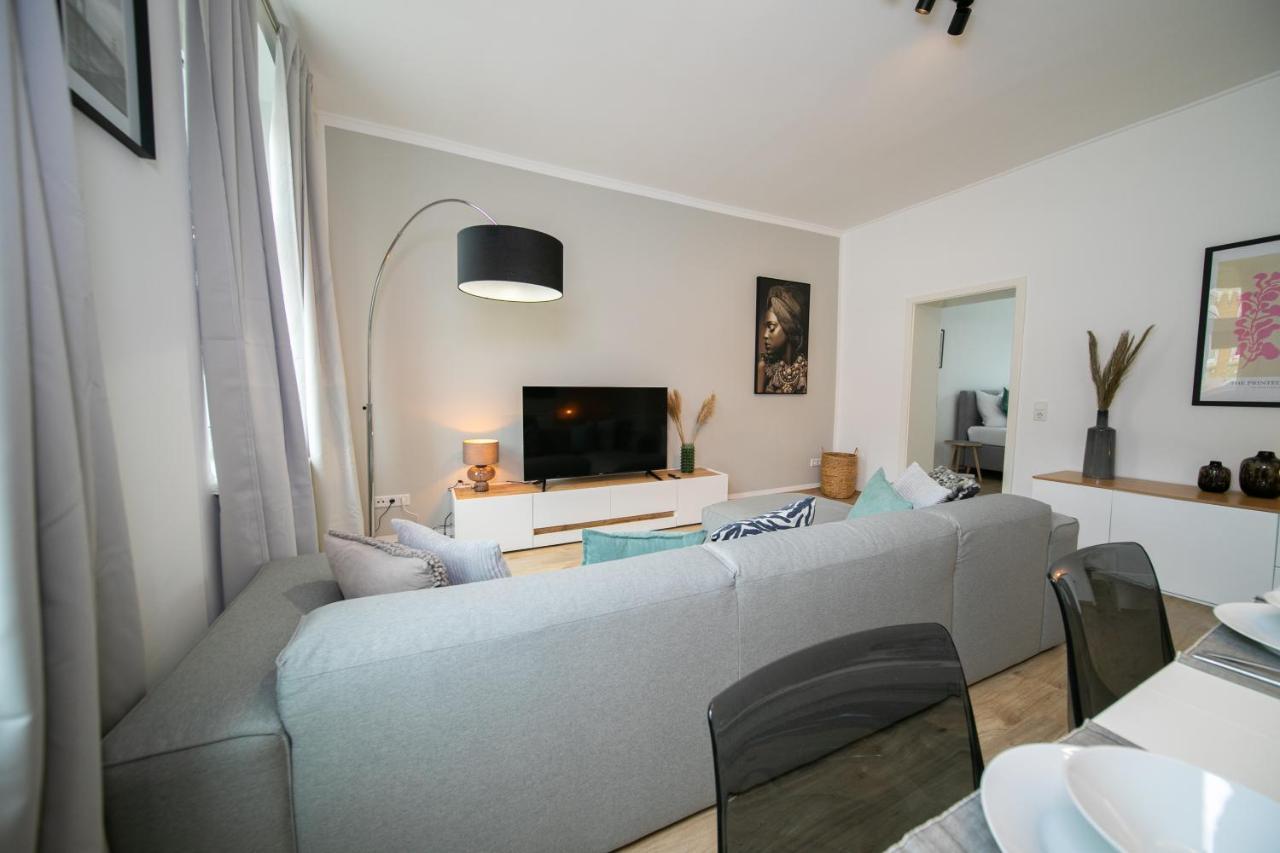 Favorite Stays - Suite And More - Kitchen Neuss Ngoại thất bức ảnh